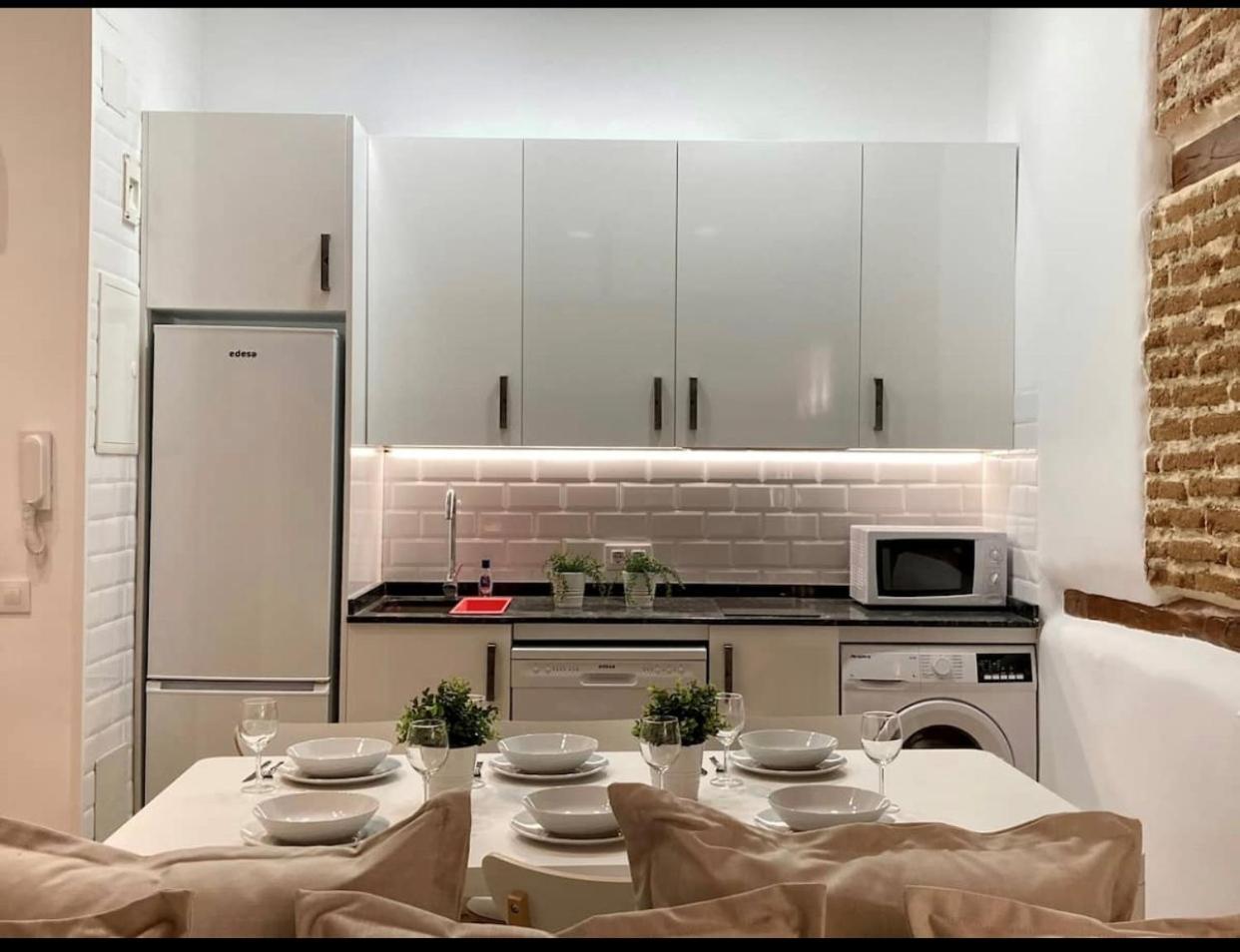 Encantador Apartamento De 39M2 En El Centro De Madrid Exterior photo